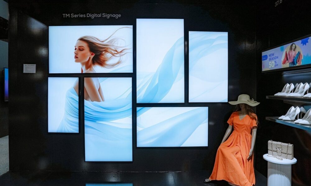 TCL Commercial Display