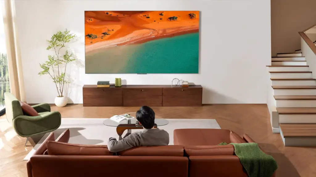 TCL QD-MiniLED Q8C TV